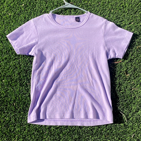 Basic cute purple top - Picture 2 of 4